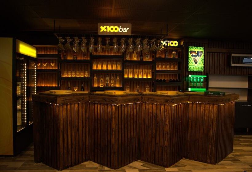 בית מלון כפרי Orange Owl