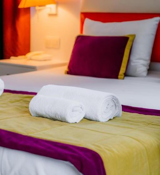 בית מלון כפרי Orange Owl