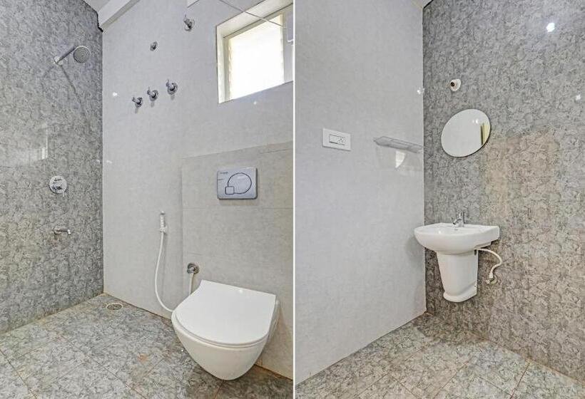 בית מלון כפרי Oyo Flagship Srk Palace