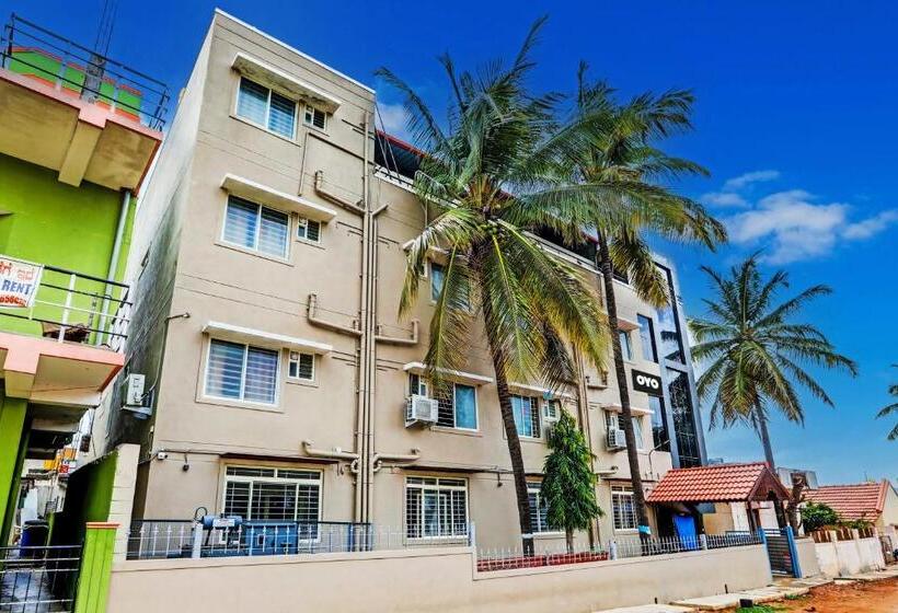 בית מלון כפרי Oyo Flagship Srk Palace