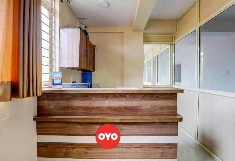 בית מלון כפרי Oyo Flagship Srk Palace