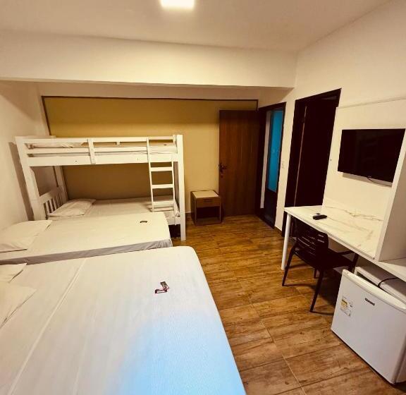 Отель Flamingo Beach Pousada