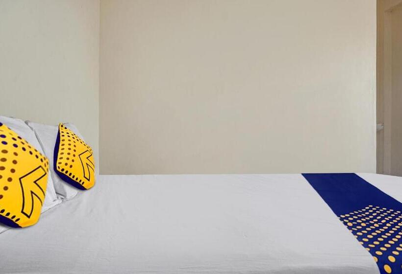 Отель Spot On Yash Lodge