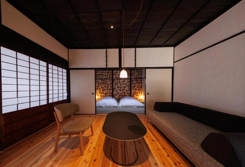 Пансион 萩・城下町の宿　椿庵