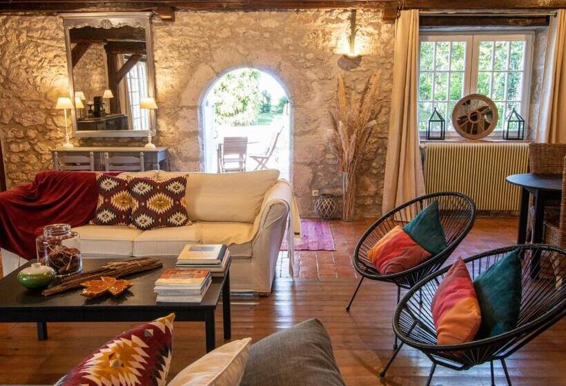 펜션 Guestroom Saint Ay, 3 Pièces, 6 Personnes   Fr 1 590 330