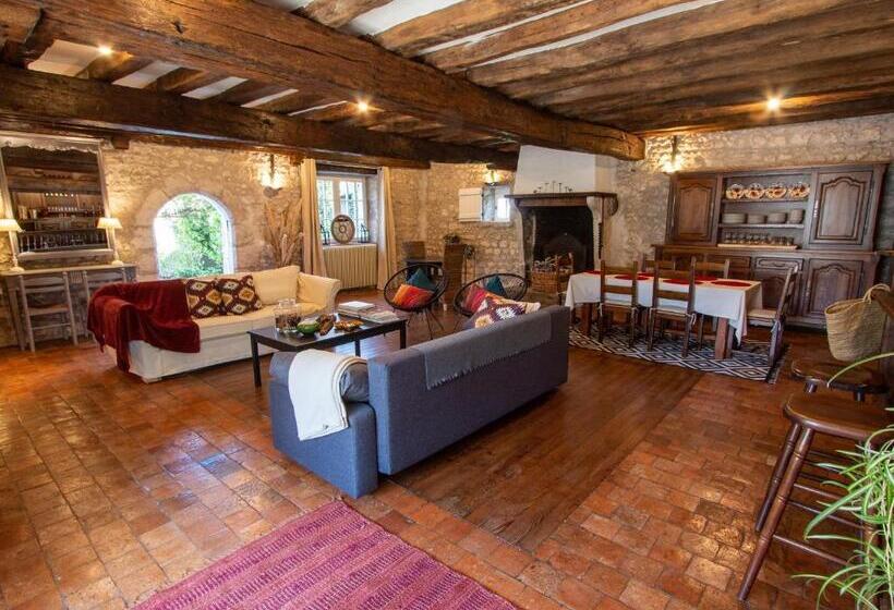 펜션 Guestroom Saint Ay, 3 Pièces, 6 Personnes   Fr 1 590 330