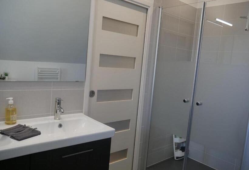 بنسيون Guestroom Saint Ay, 3 Pièces, 6 Personnes   Fr 1 590 330