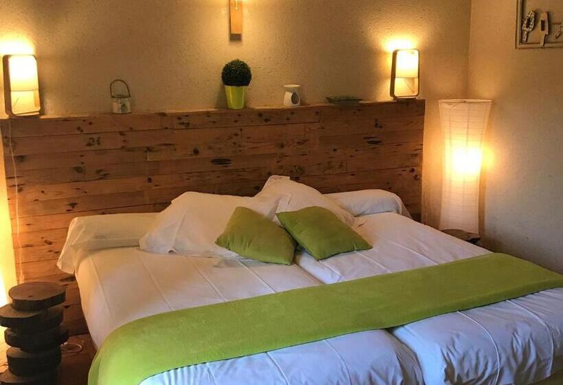 펜션 Charmantes Chambres Avec Piscine Près De L Abbaye De Solesmes   Fr 1 410 403