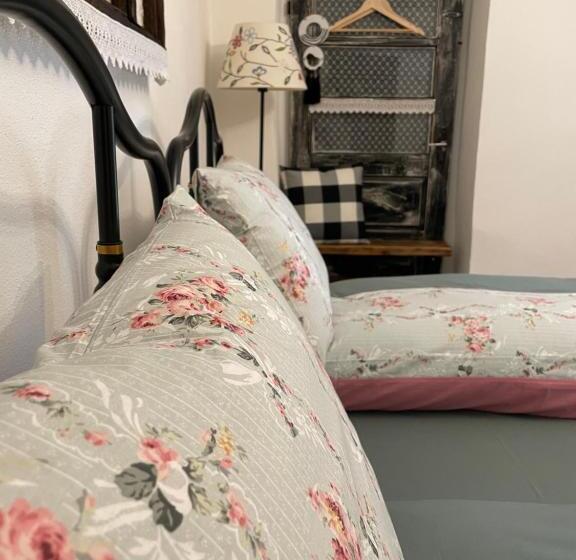 펜션 La Novaci Porumbacu De Sus 270