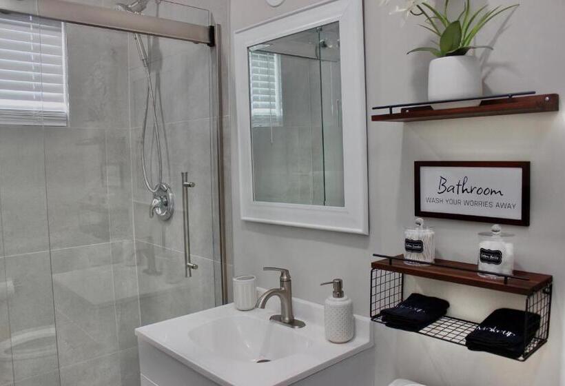 بنسيون Modern Private Studio Margate