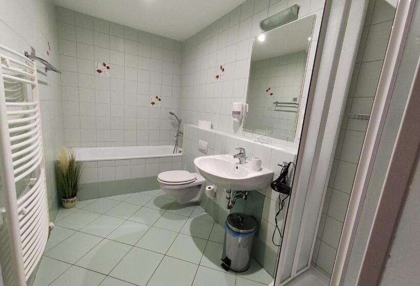 پانسیون Villa Cassandra