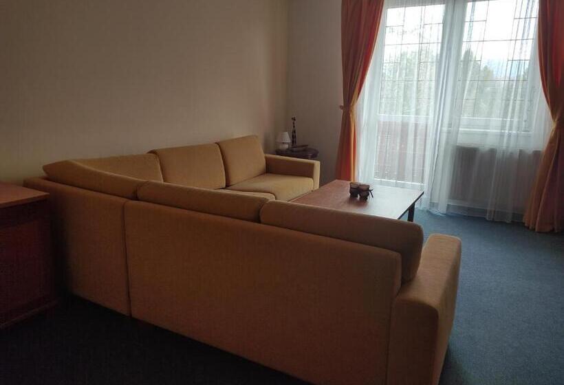 پانسیون Villa Cassandra