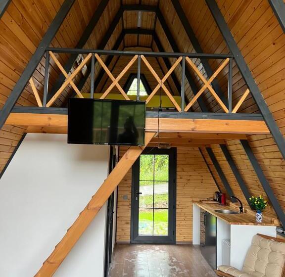 Queen Ci̇ty Hotel And Bungalov