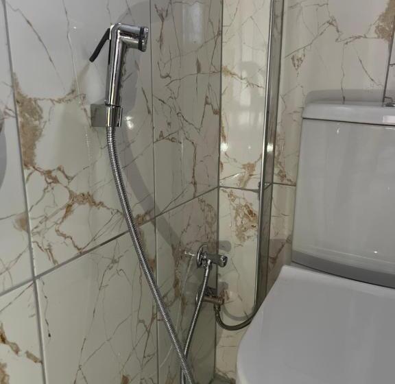 Queen Ci̇ty Hotel And Bungalov