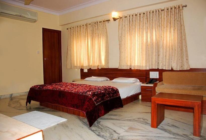 The Sky Comfort Hotel Shri Vithalesh