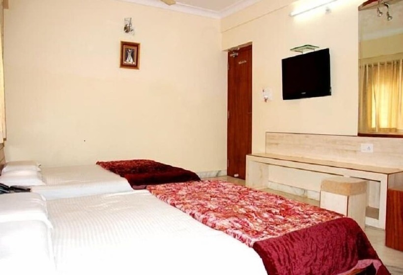 The Sky Comfort Hotel Shri Vithalesh