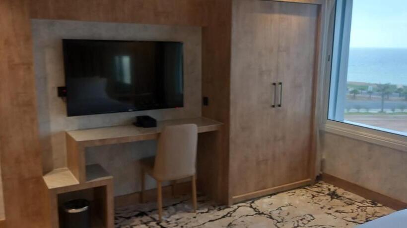 فندق حياة تاون 2