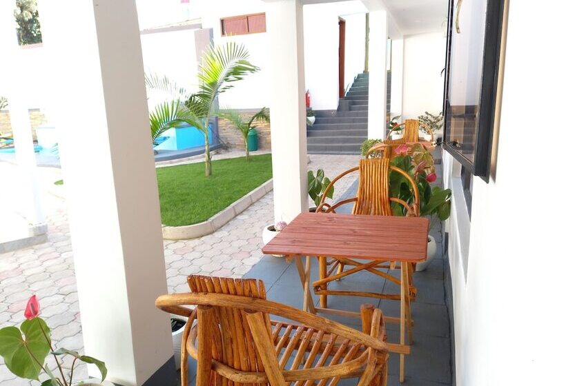 مبيت وإفطار Didas Villa