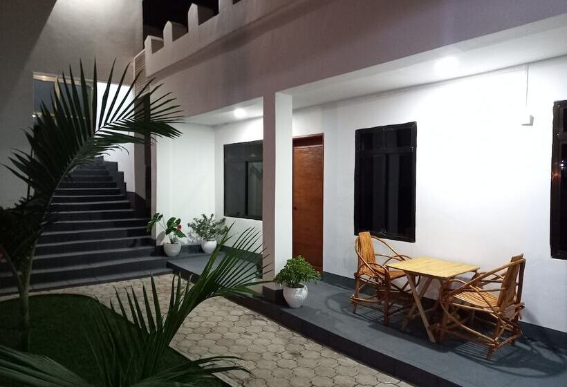 مبيت وإفطار Didas Villa