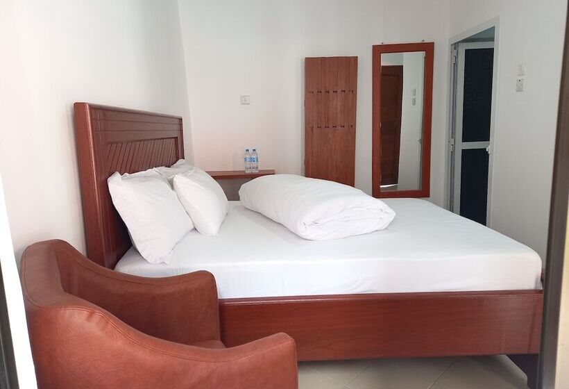 مبيت وإفطار Didas Villa