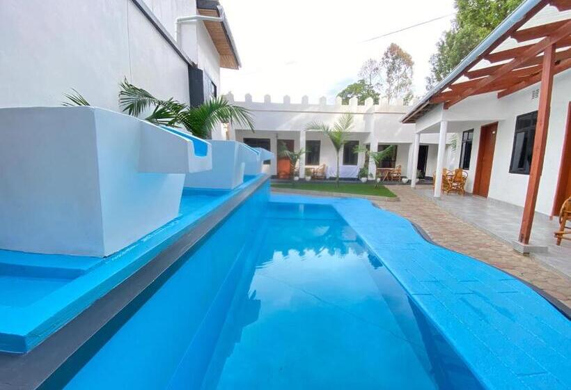 تختخواب و صبحانه Didas Villa
