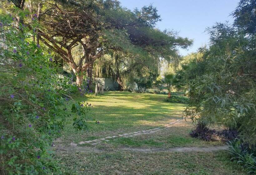 مبيت وإفطار Flower Farm Guest House / B+b