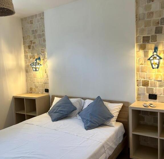 ベッドアンドブレックファースト La Lantana