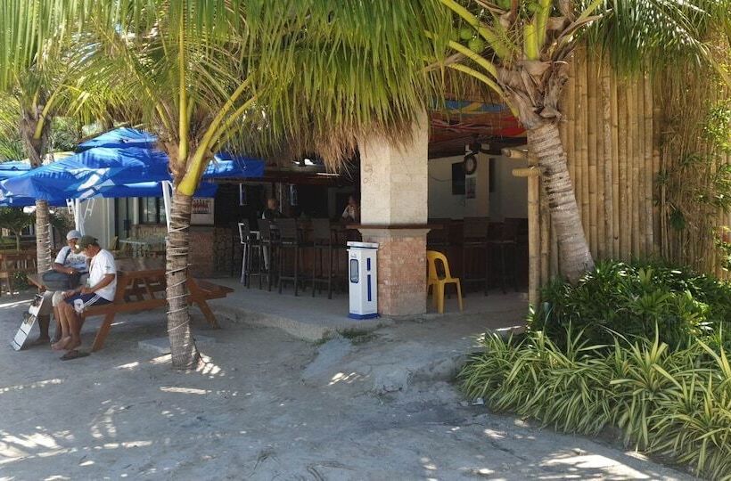 Birdwatchers Beachfront Hotel Panglao