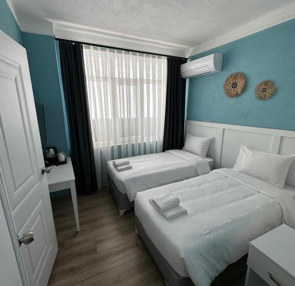 هتل Deri̇n Buti̇k