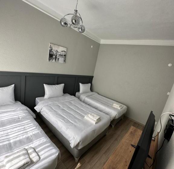 هتل Deri̇n Buti̇k