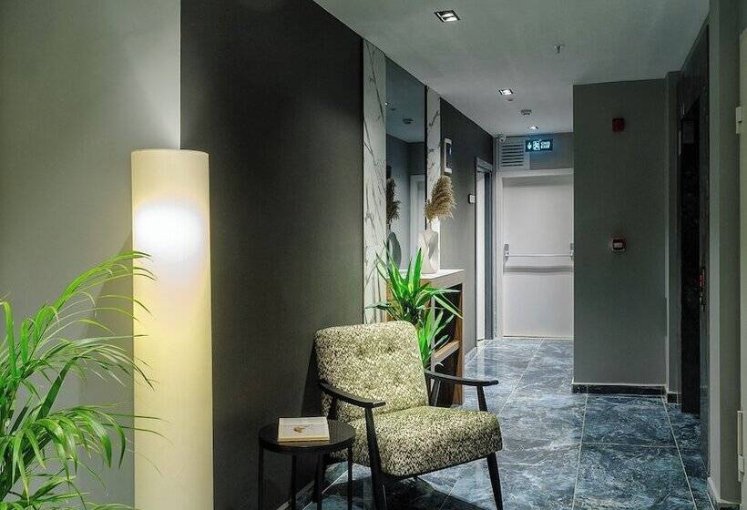 هتل La Mia Suites