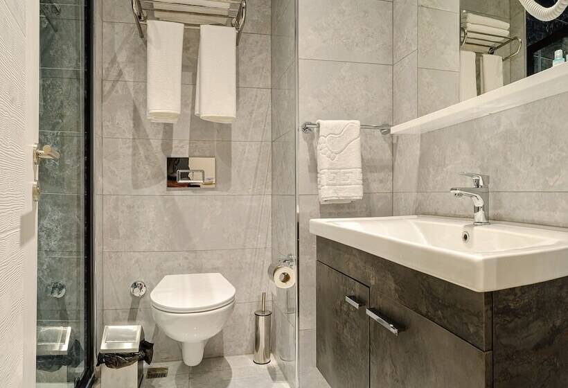 هتل La Mia Suites