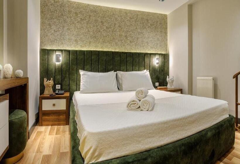 هتل La Mia Suites