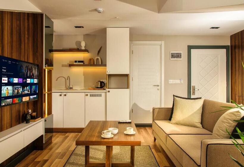 هتل La Mia Suites