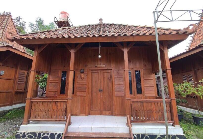 فندق Omah Joglo Sukorejo Redpartner