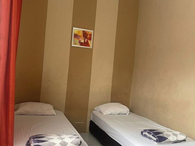 호텔 Oyo 92696 Bahagia Homestay Syariah