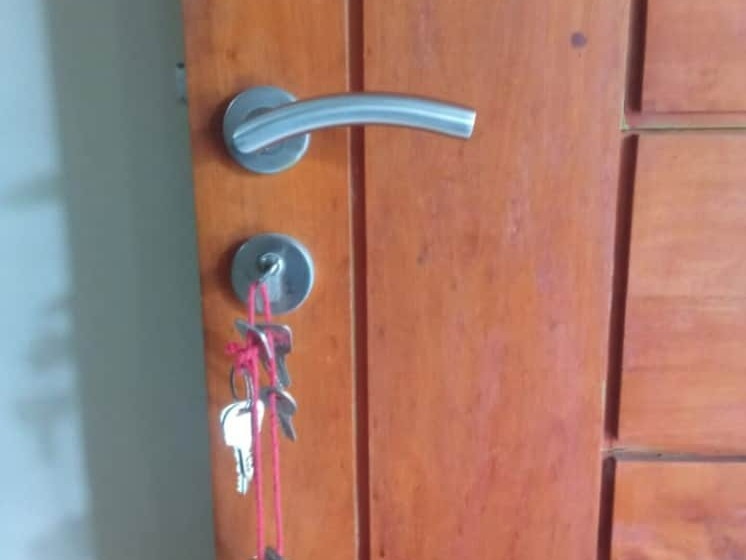 호텔 Oyo 92696 Bahagia Homestay Syariah