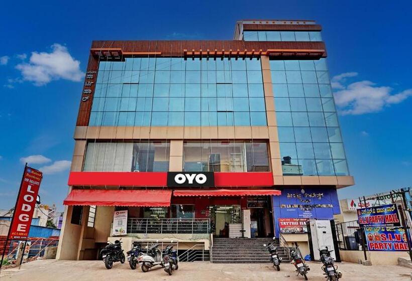 בית מלון כפרי Oyo Flagship Mr Lodge