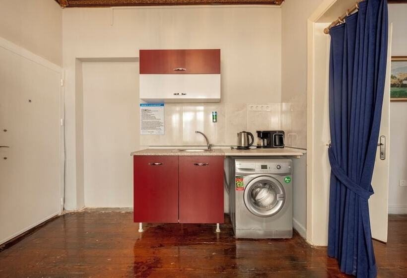 هتل Stanbol Apart