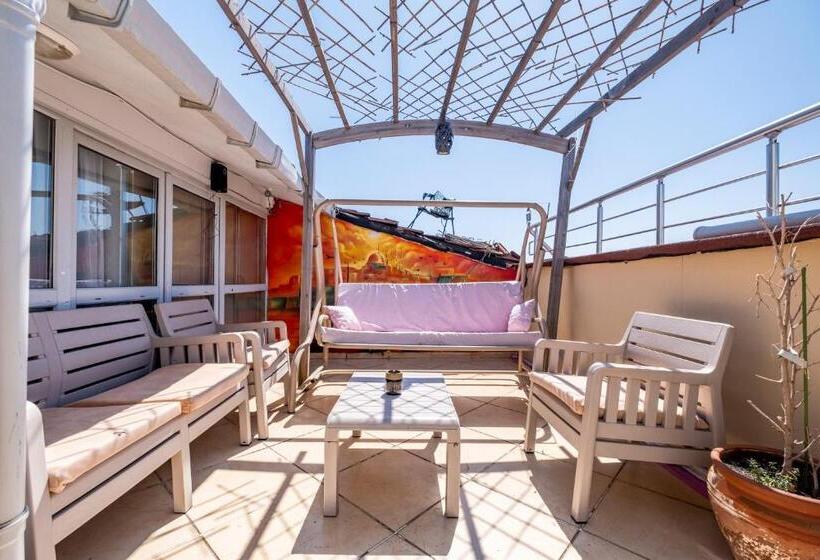 هتل Stanbol Apart