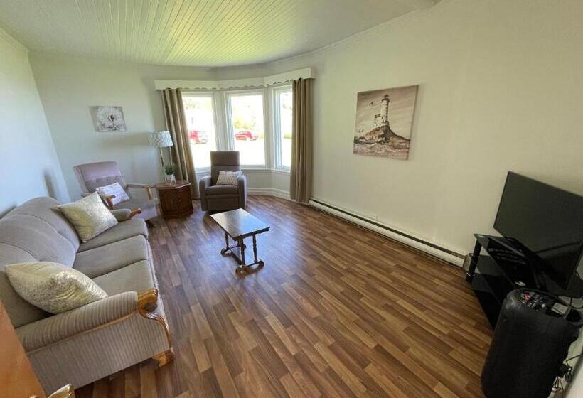 מוטל Chalets Bernatchez