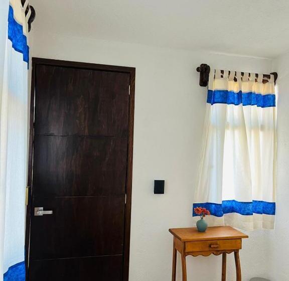 بنسيون Hostel Gautamas Guest Rooms