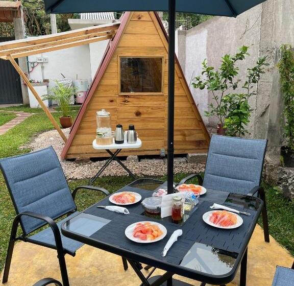 بنسيون Hostel Gautamas Guest Rooms