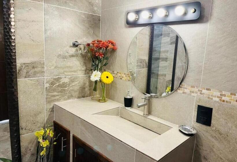 بنسيون Hostel Gautamas Guest Rooms