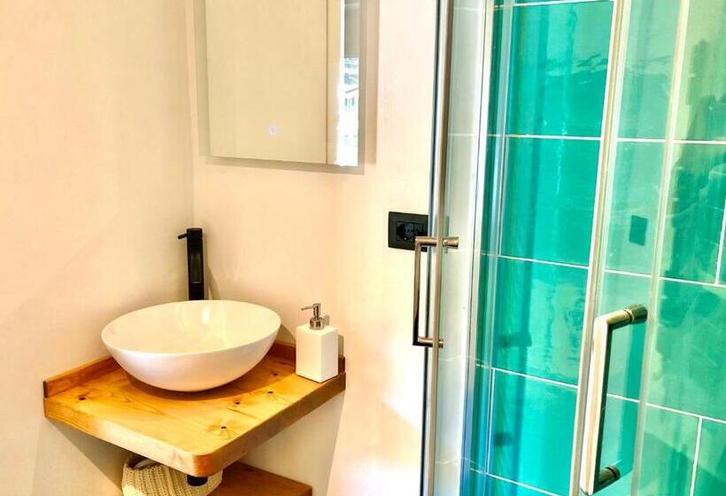 펜션 La Marina Camera Matrimoniale Con Terrazzo Esterno Privato Vista Mare