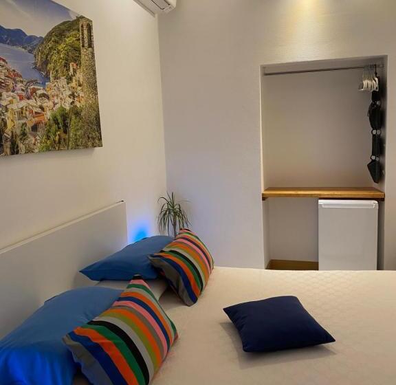 펜션 La Marina Camera Matrimoniale Con Terrazzo Esterno Privato Vista Mare