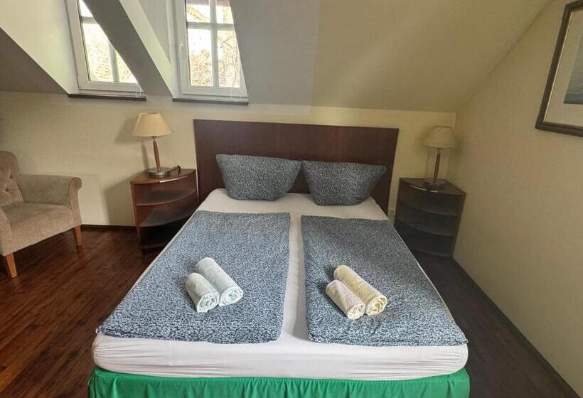 Pension Unter Der 250 Jährigen Eiche   Lehde Zentrum