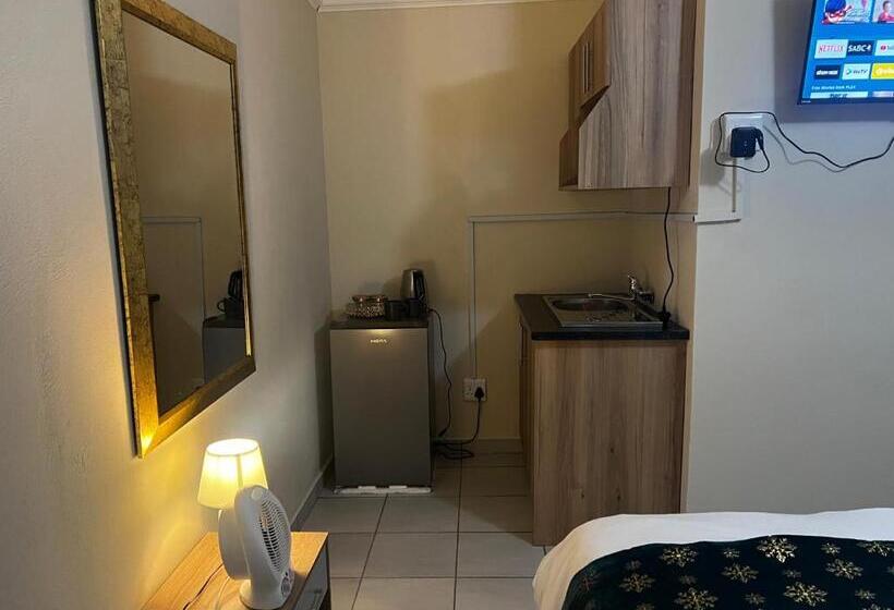 Phindulo Bed And Breakfast   No Loadshedding, Smart Tvs & Unlimited Free Fibre Wifi