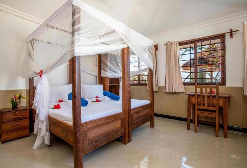 مبيت وإفطار Amber Lodge