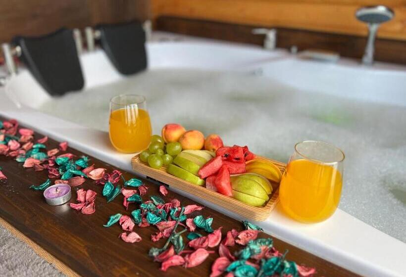 مبيت وإفطار Defne Bungalow Yomra